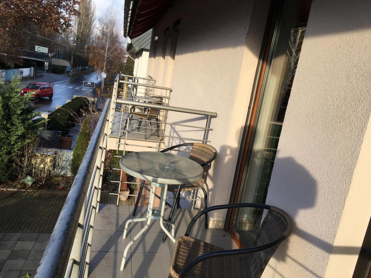 Mary Apartmanhaz Heviz Exterior photo
