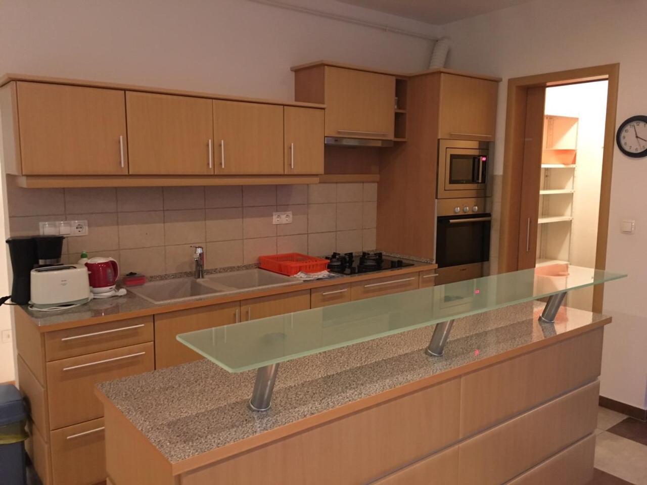 Mary Apartmanhaz Heviz Exterior photo